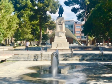 Conociendo Elda, la Plaza de Castelar.