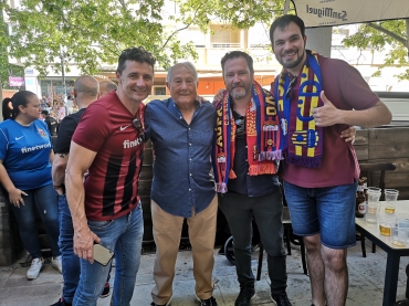 Alberto García, Fran Muñoz y Miguel Ángel Rubio en la previa del partido de ascenso del Eldense